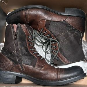 Guess Men’s Brown and Black Leather Boots Inside Zip Size 9.5